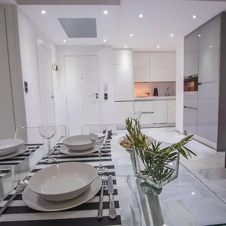 Ibericabeds Rejas Design Διαμέρισμα *